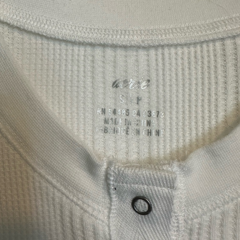 Aerie White Ribbed Henley Top NWT - Picture 3 of 6